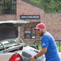 Freshmen Move-In